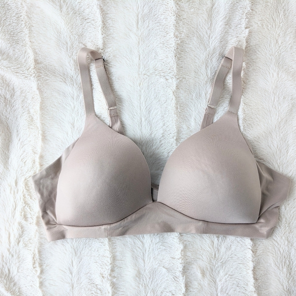 Aerie real sunny wireless bra bralette beige nude 34C